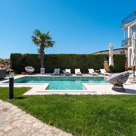 Evan By Briskva Apartmán *